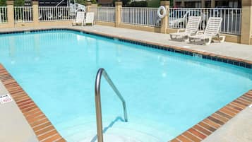 Seasonal outdoor pool