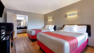 Verduisterende gordijnen, gratis wifi, beddengoed