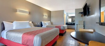 Motel 6 Cookeville, TN