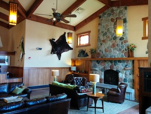 Lobby-Lounge