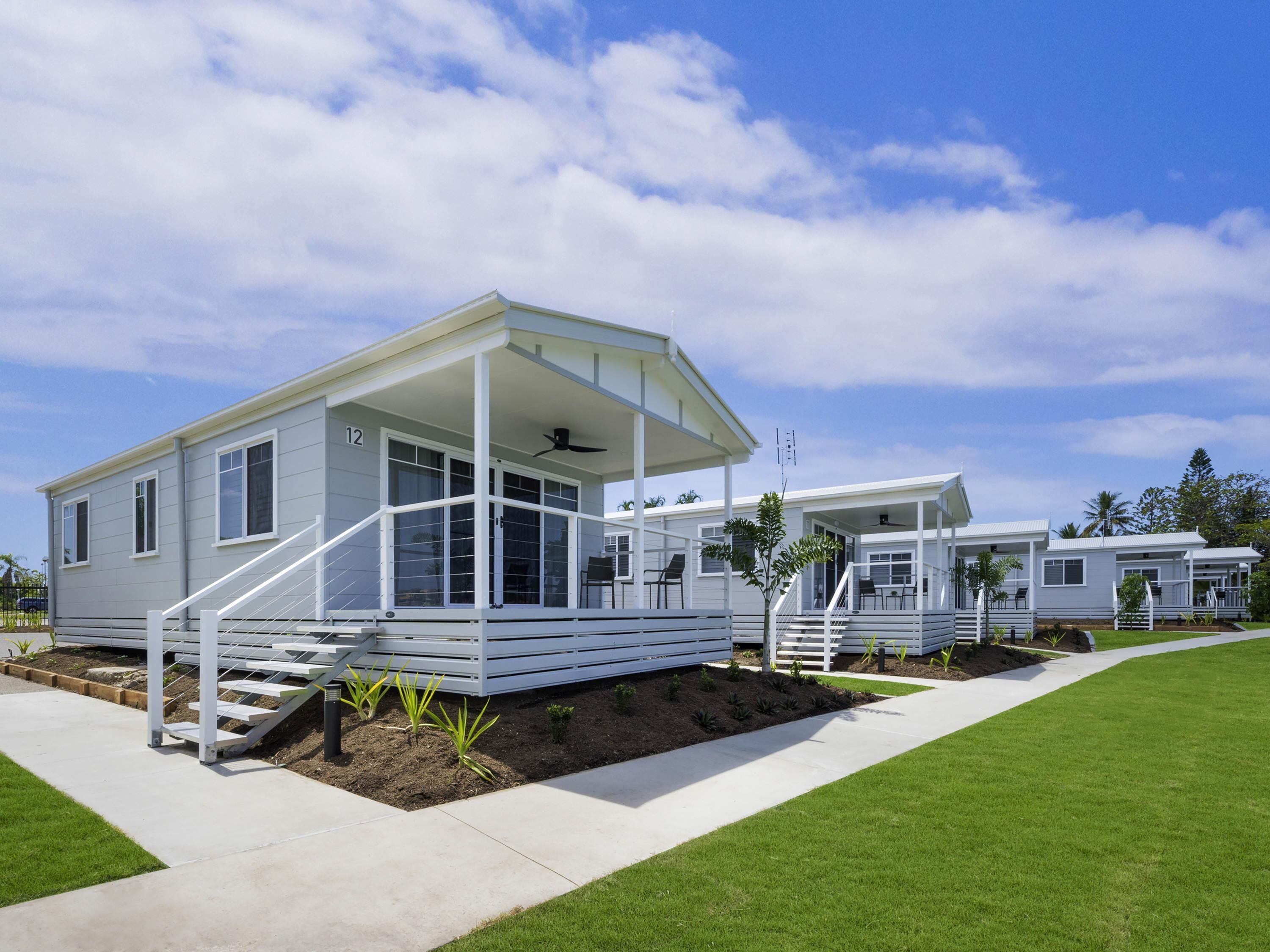Deluxe-Bungalow, 2 Schlafzimmer | Hochwertige Bettwaren, Zimmersafe, Verdunkelungsvorhänge