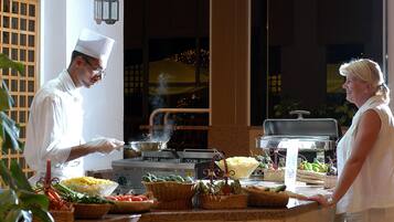 Daily buffet breakfast (USD 20 per person)