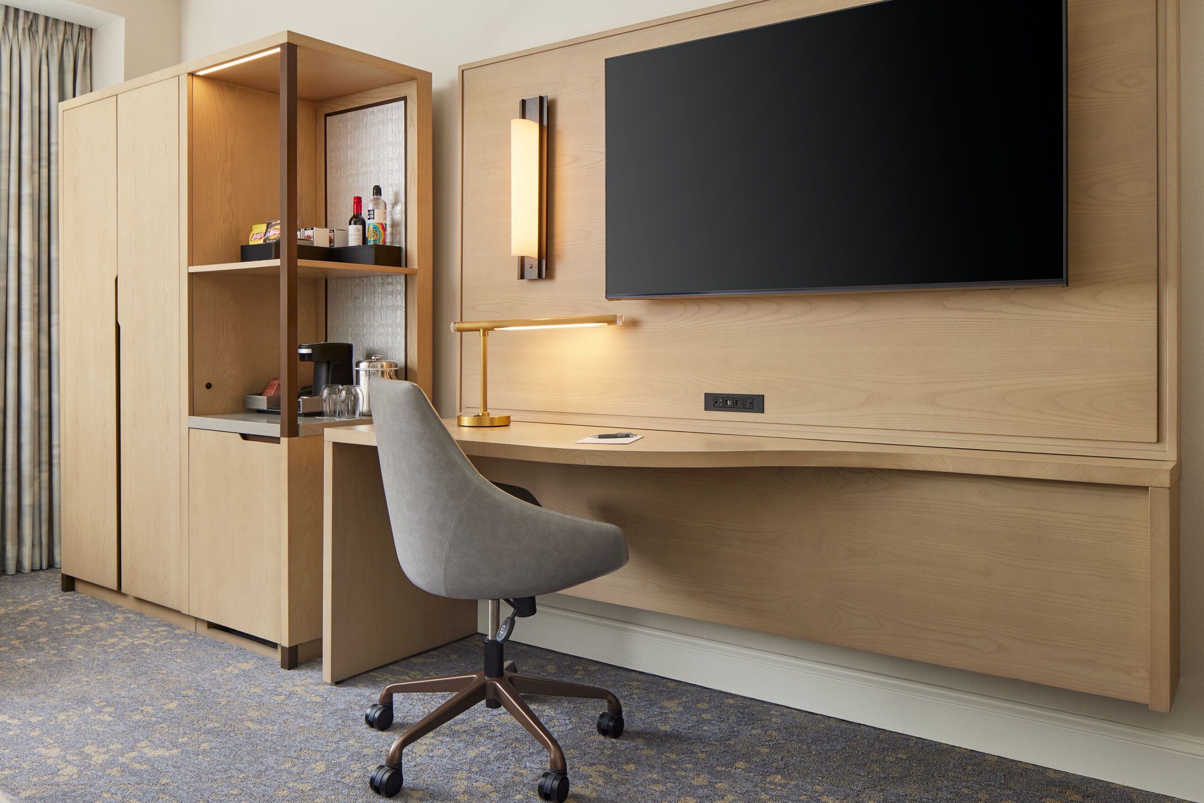 premium bedding, down duvets, pillow-top beds, in-room safe