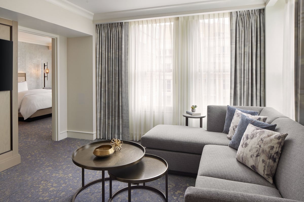 1 chambre, literie de qualité supérieure, couette en duvet d'oie