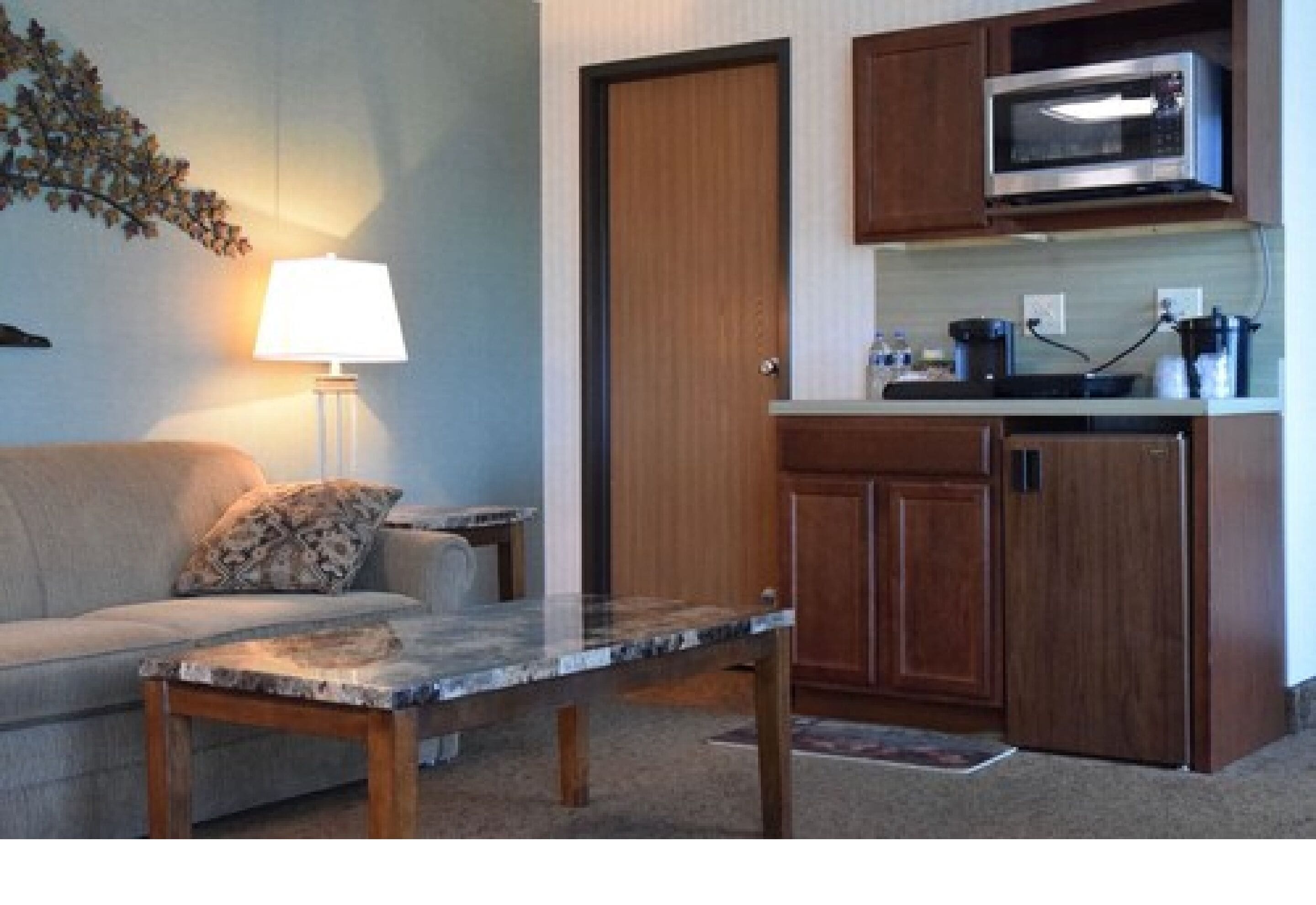 1 bedroom, premium bedding, iron/ironing board, free cots/infant beds