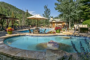 Outdoor pool, sun loungers