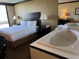 Suite, 1 King Bed, Non Smoking | In-room safe, desk, iron/ironing board, free cribs/infant beds