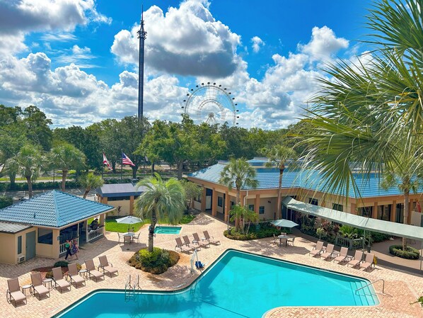 View from property - Hotel Monreale Express and Studios IDrive District (Orlando)