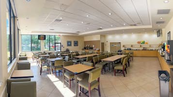 Daily continental breakfast (USD 11.72 per person)