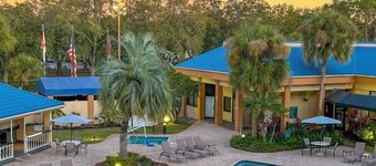 Hotel Monreale Express and Studios IDrive District