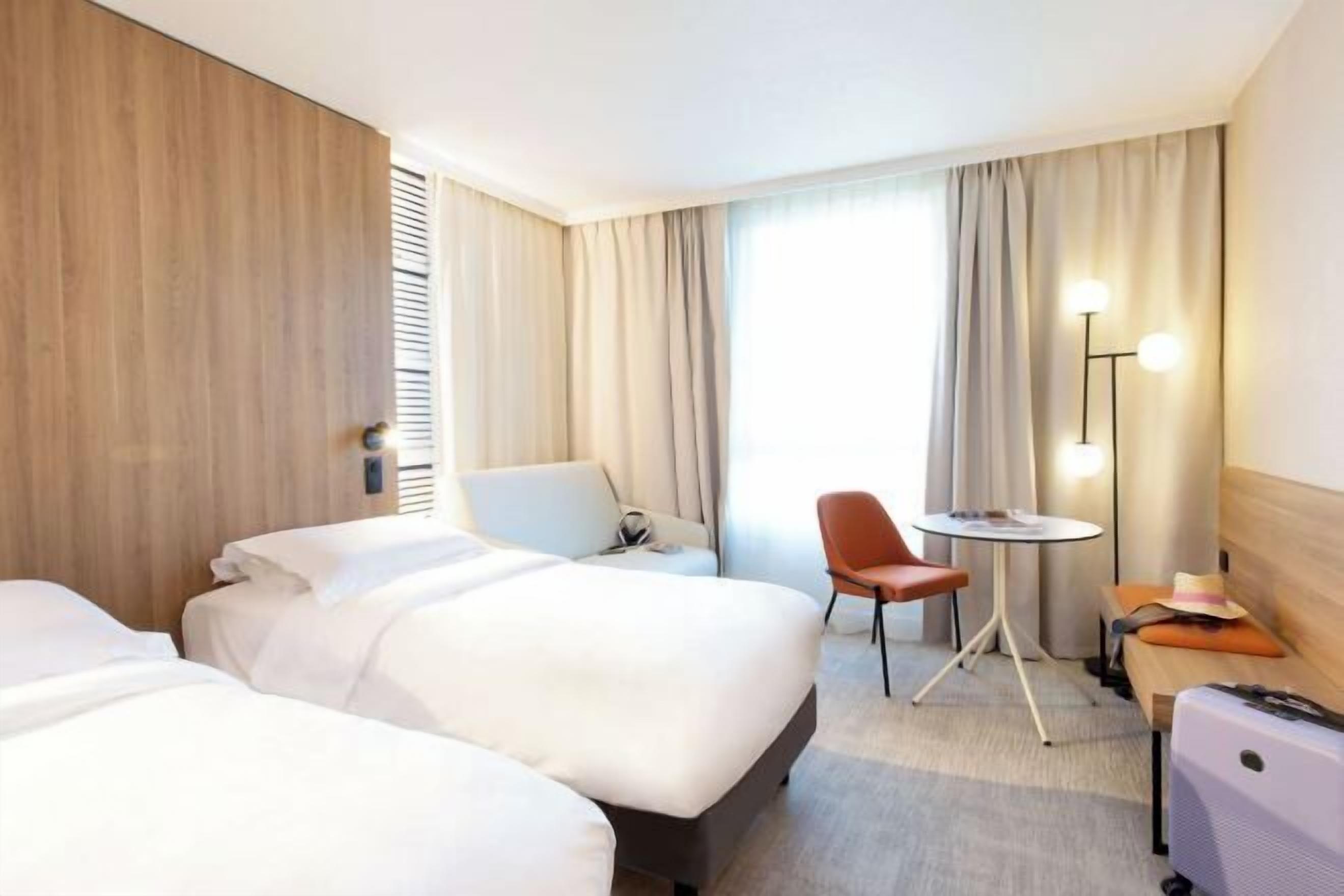 Individually furnished, desk, laptop workspace, blackout drapes