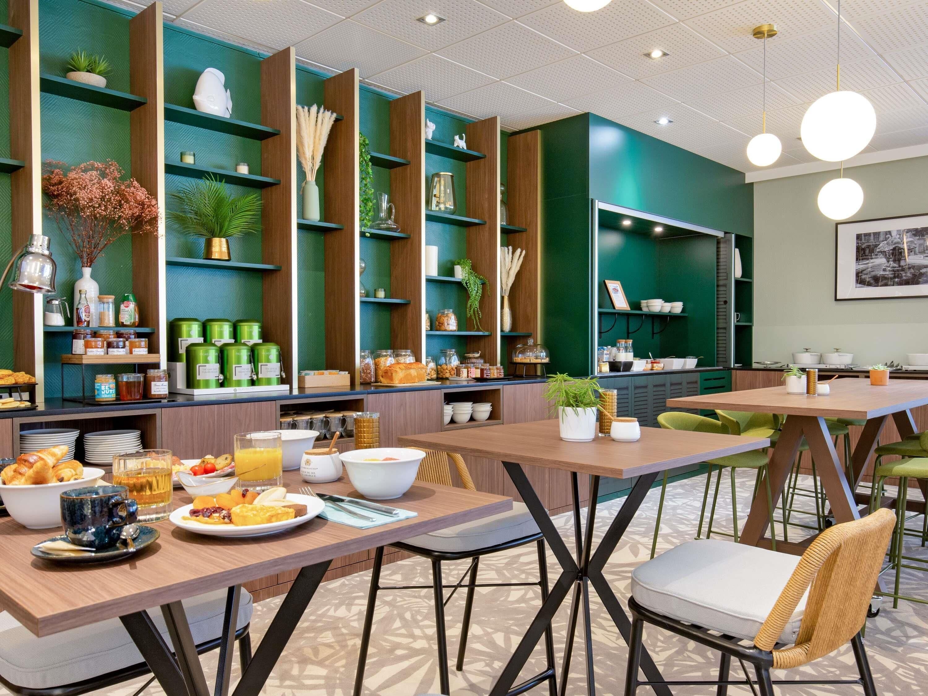 Tägliches Frühstücksbuffet gegen Gebühr