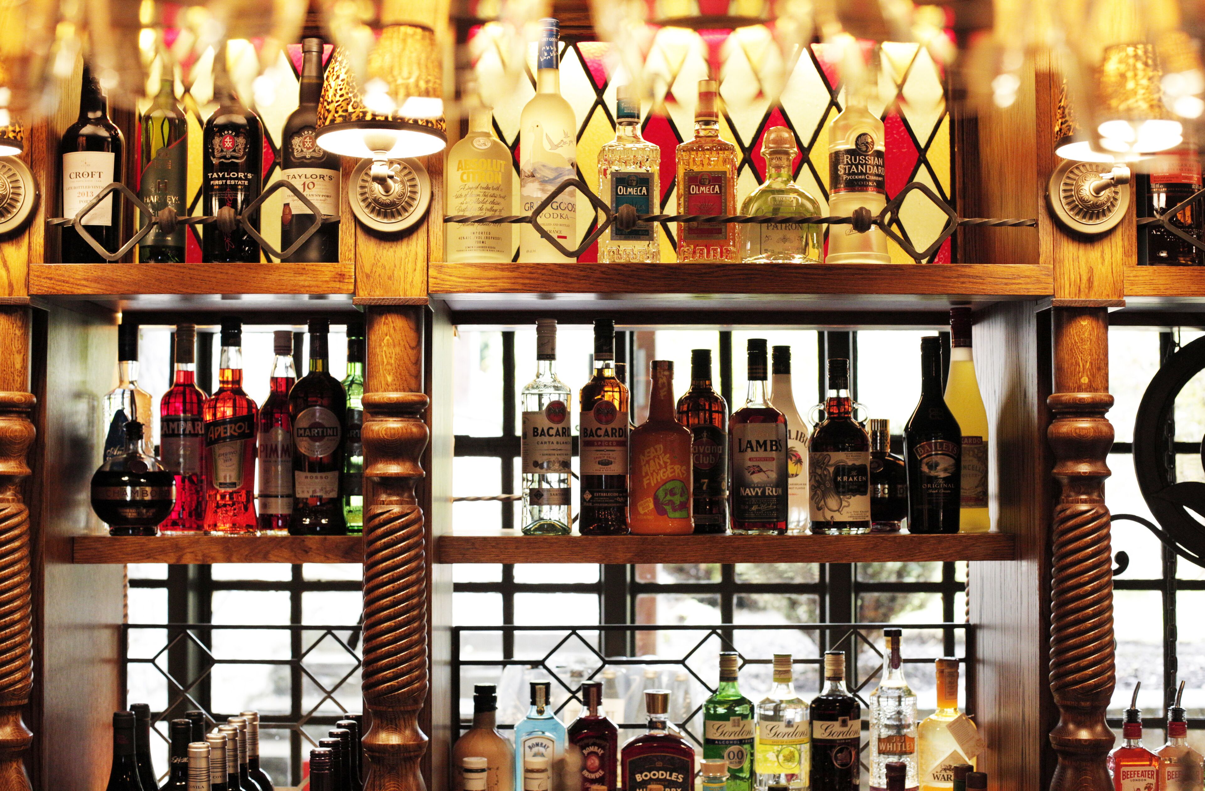 Bar (en la propiedad)