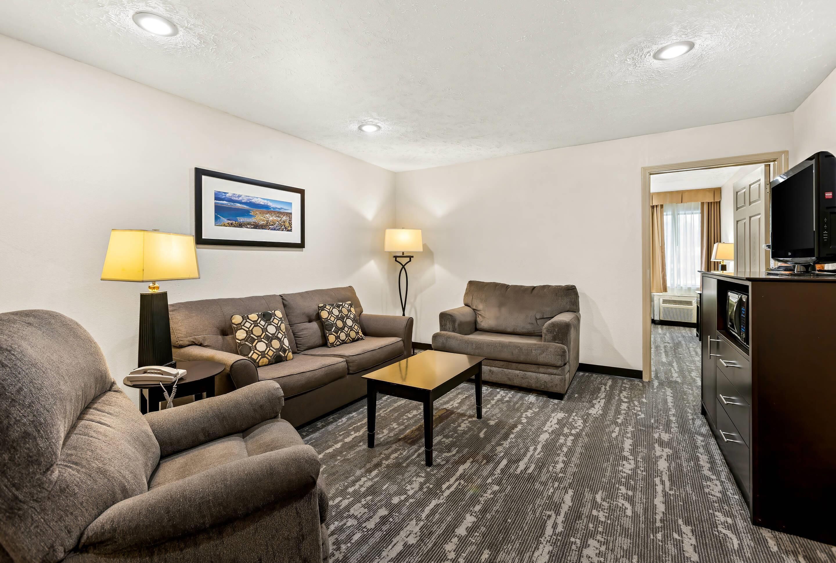 Suite, 1 King Bed, Non Smoking | Blackout drapes, iron/ironing board, free cribs/infant beds, free WiFi