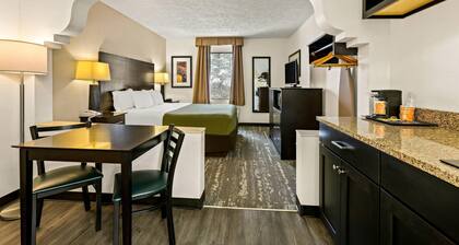 Quality Inn Traverse City