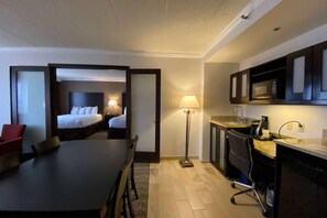 Premium bedding, in-room safe, desk, soundproofing