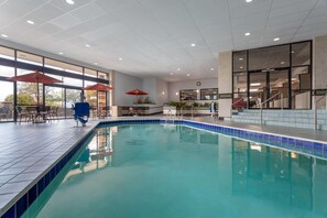 Indoor pool -  Wyndham Minneapolis South/Burnsville (Burnsville)