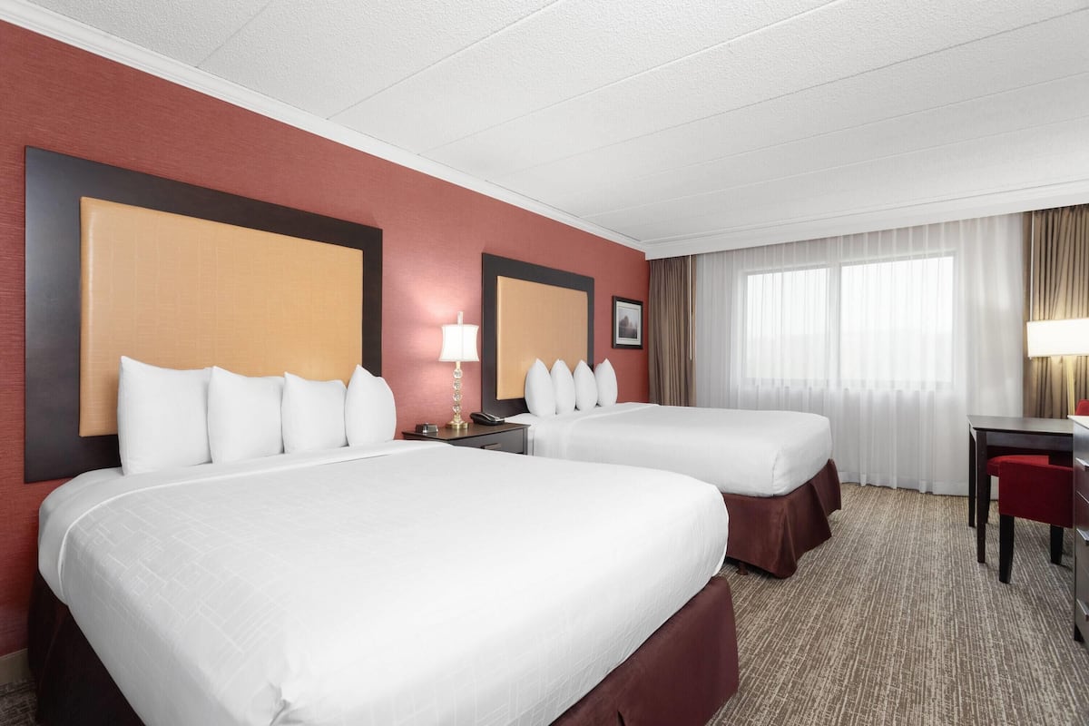 Executive Room, 2 Queen Beds, Non Smoking | Premium bedding, in-room safe, desk, soundproofing
