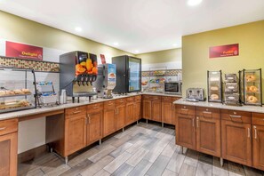 Free daily buffet breakfast