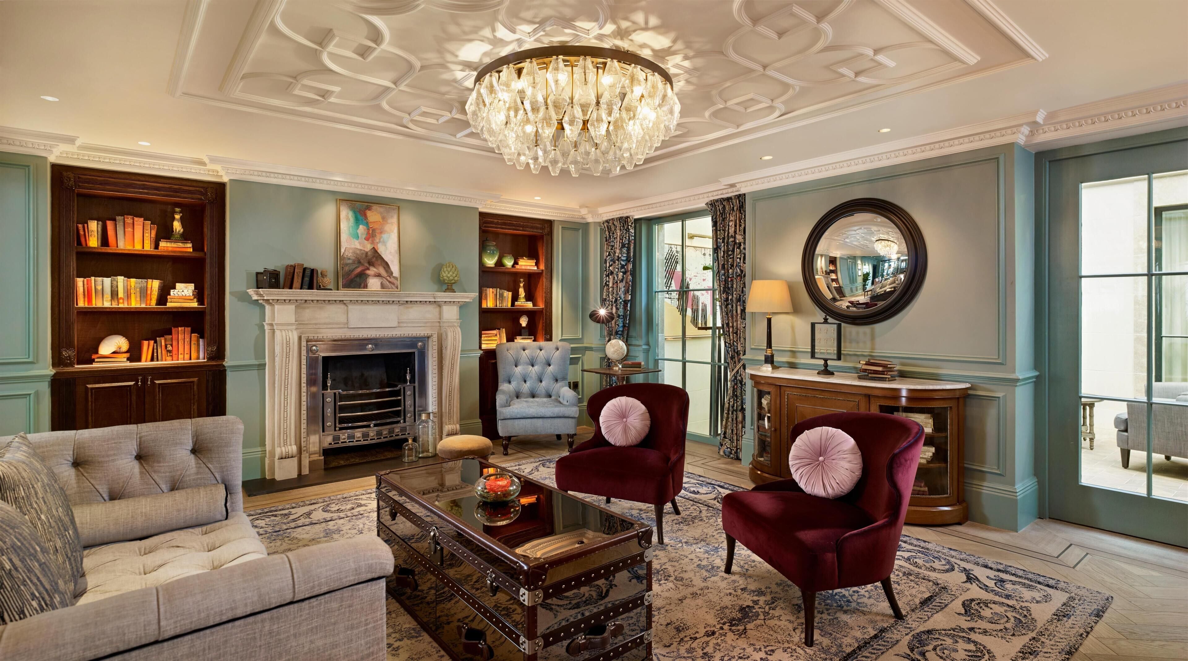 Photo - 100 Queen's Gate Hotel London Kensington, Curio Collection by Hilton