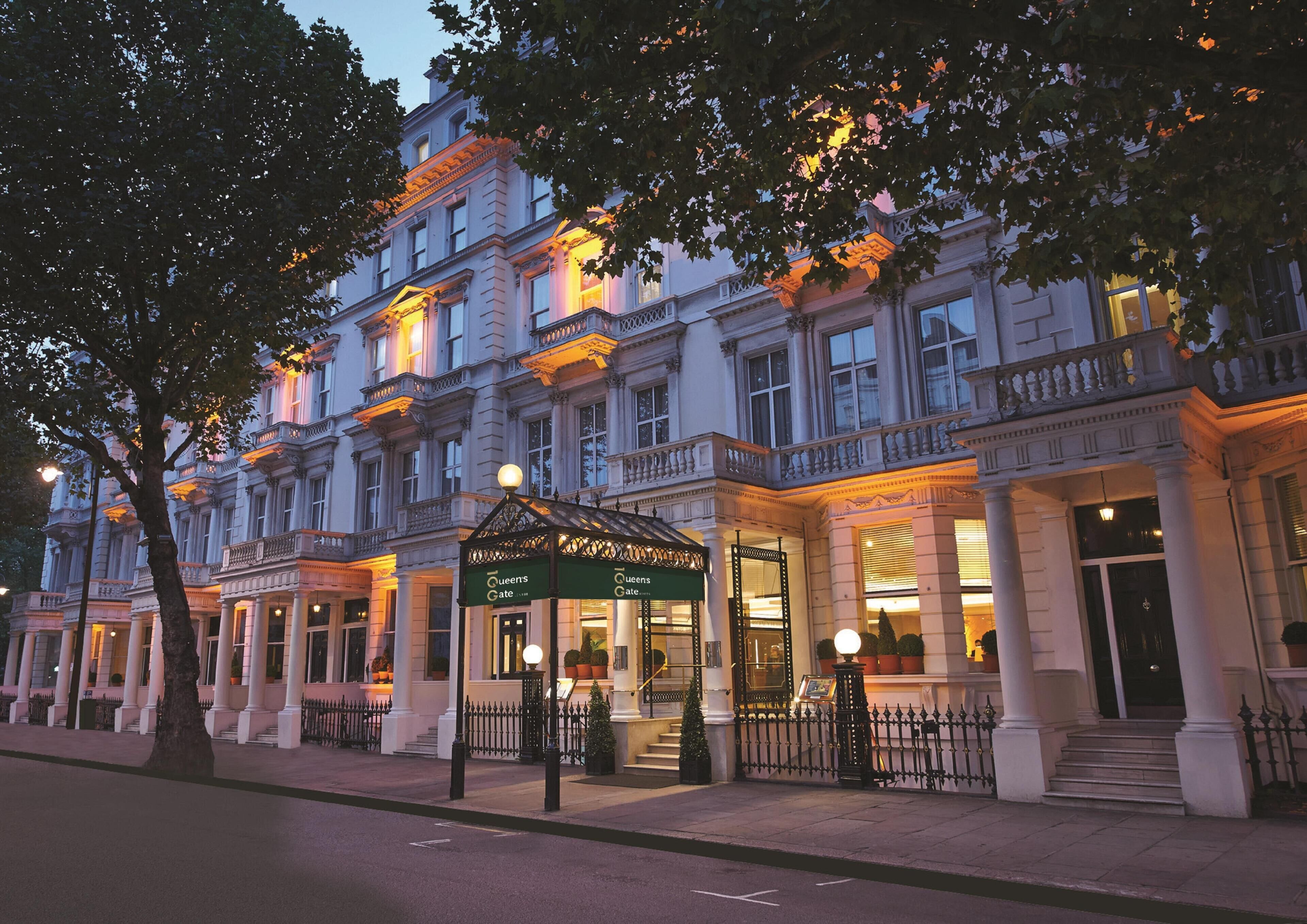 Photo - 100 Queen's Gate Hotel London Kensington, Curio Collection by Hilton