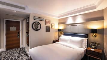 Hypo-allergenic bedding, memory-foam beds, minibar, in-room safe