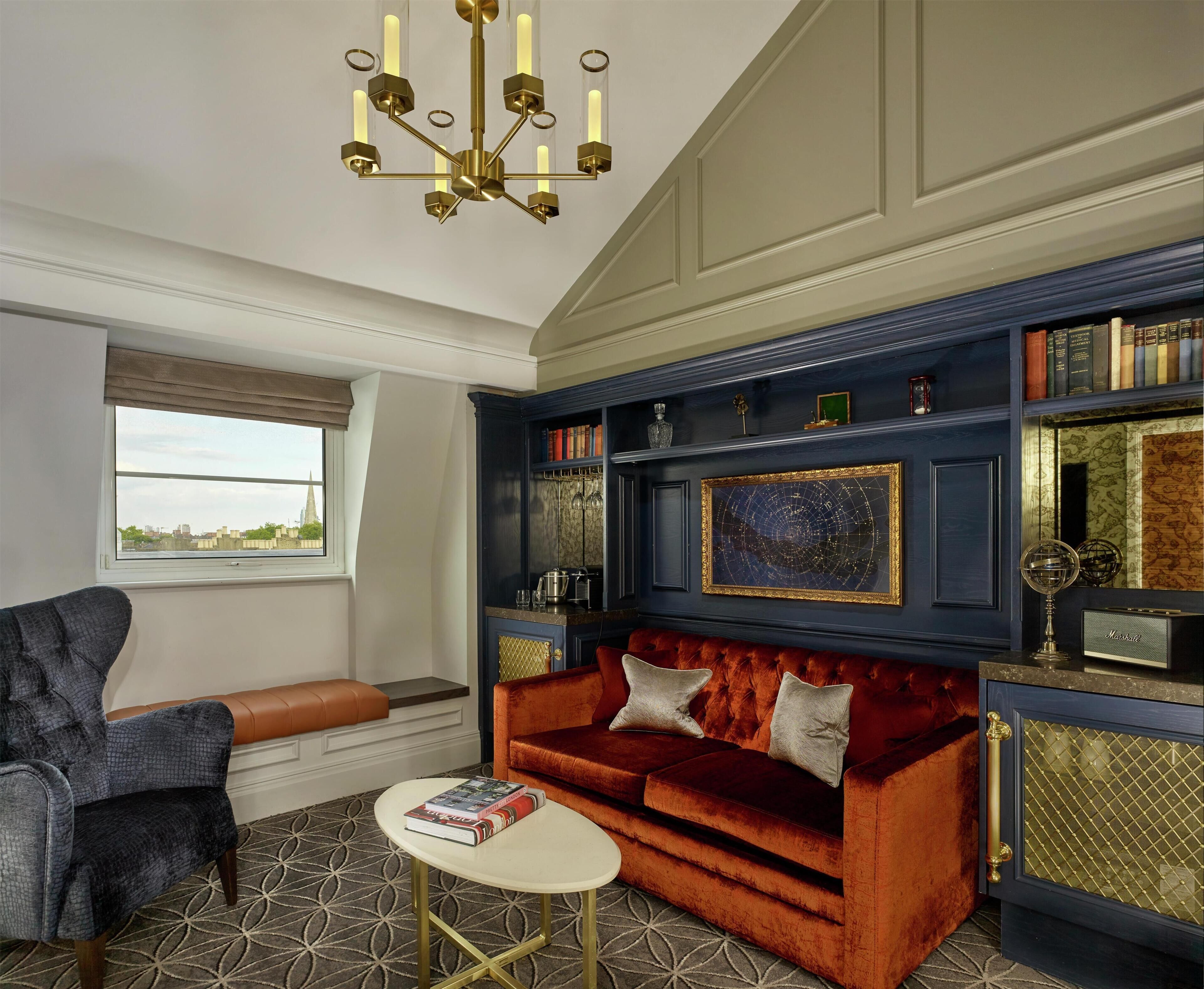 Photo - 100 Queen's Gate Hotel London Kensington, Curio Collection by Hilton