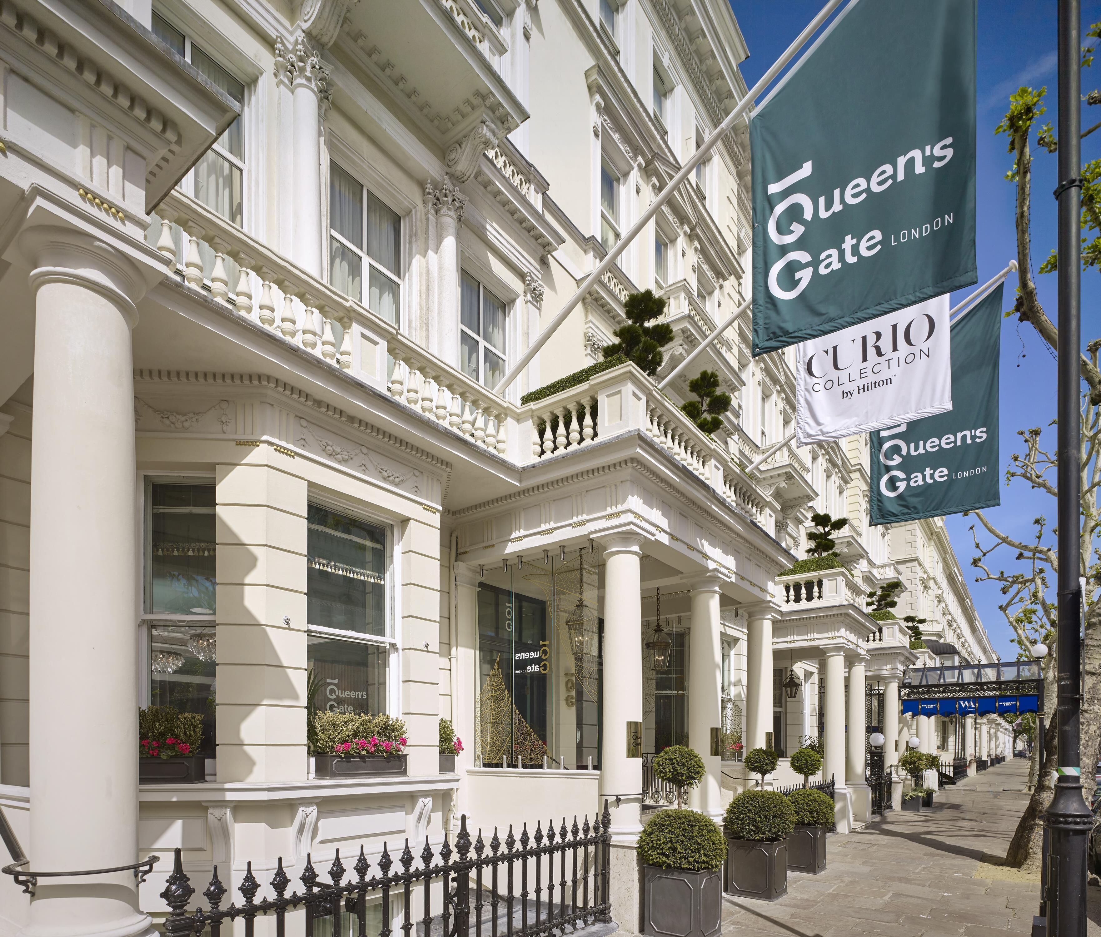 Photo - 100 Queen's Gate Hotel London Kensington, Curio Collection by Hilton