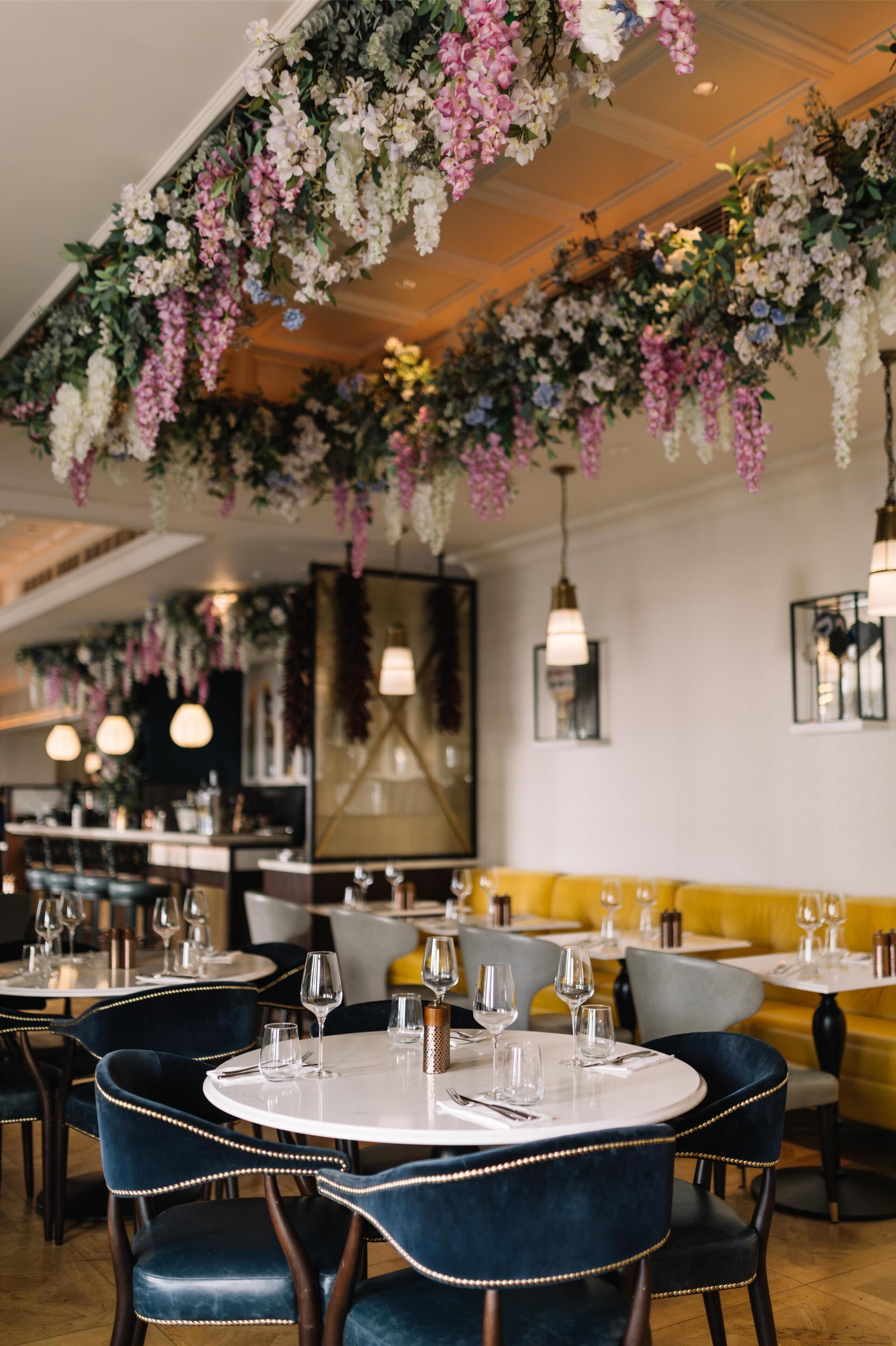 Photo - 100 Queen's Gate Hotel London Kensington, Curio Collection by Hilton