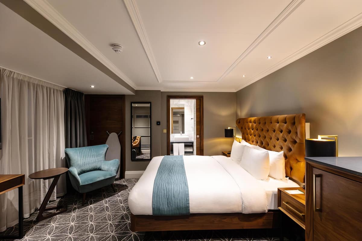 Hypo-allergenic bedding, memory foam beds, minibar, in-room safe