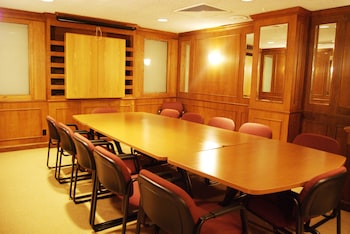 Meeting space at Ilima Hotel