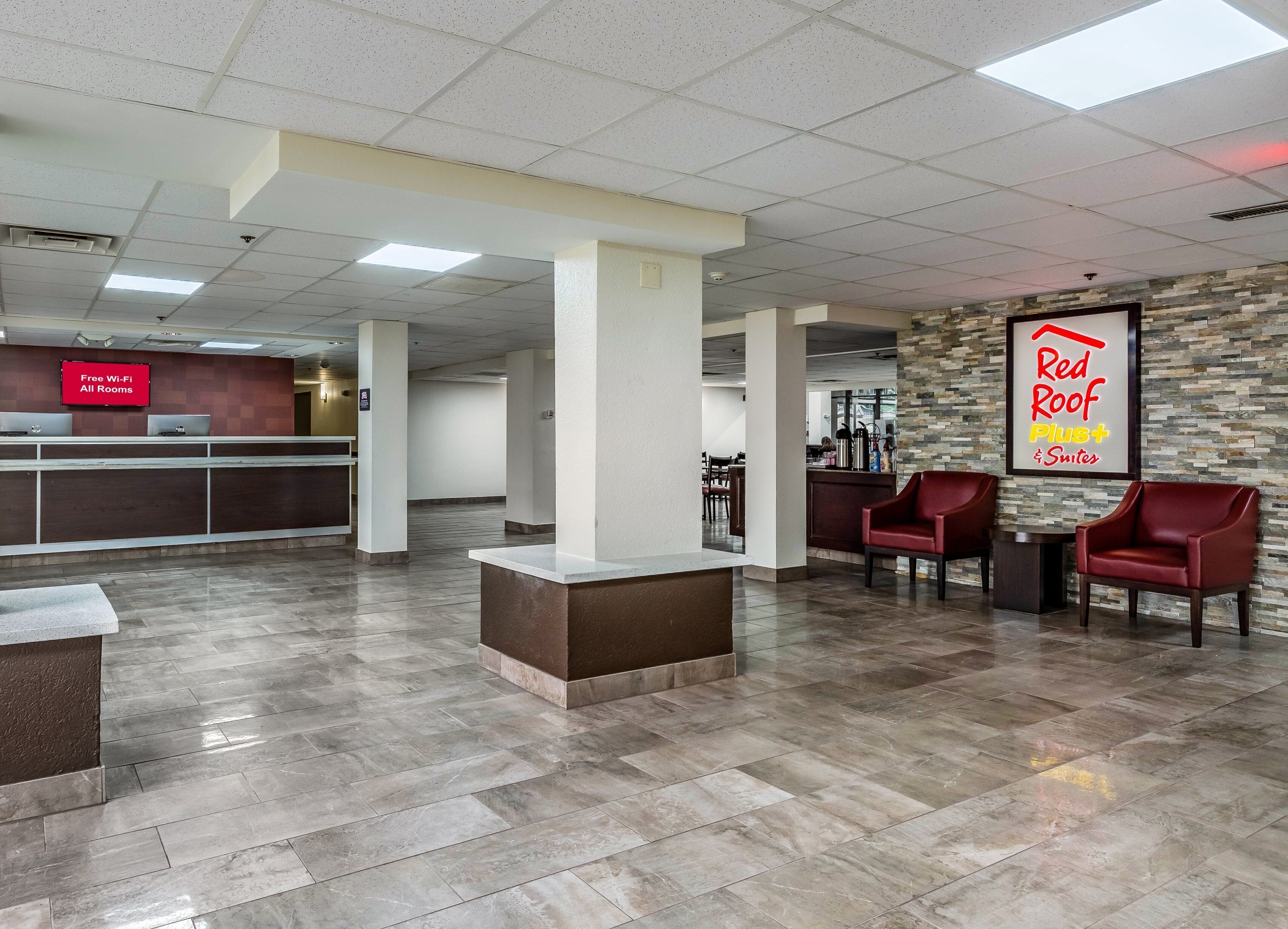 Photo - Red Roof Inn PLUS & Suites Houston - IAH Airport SW
