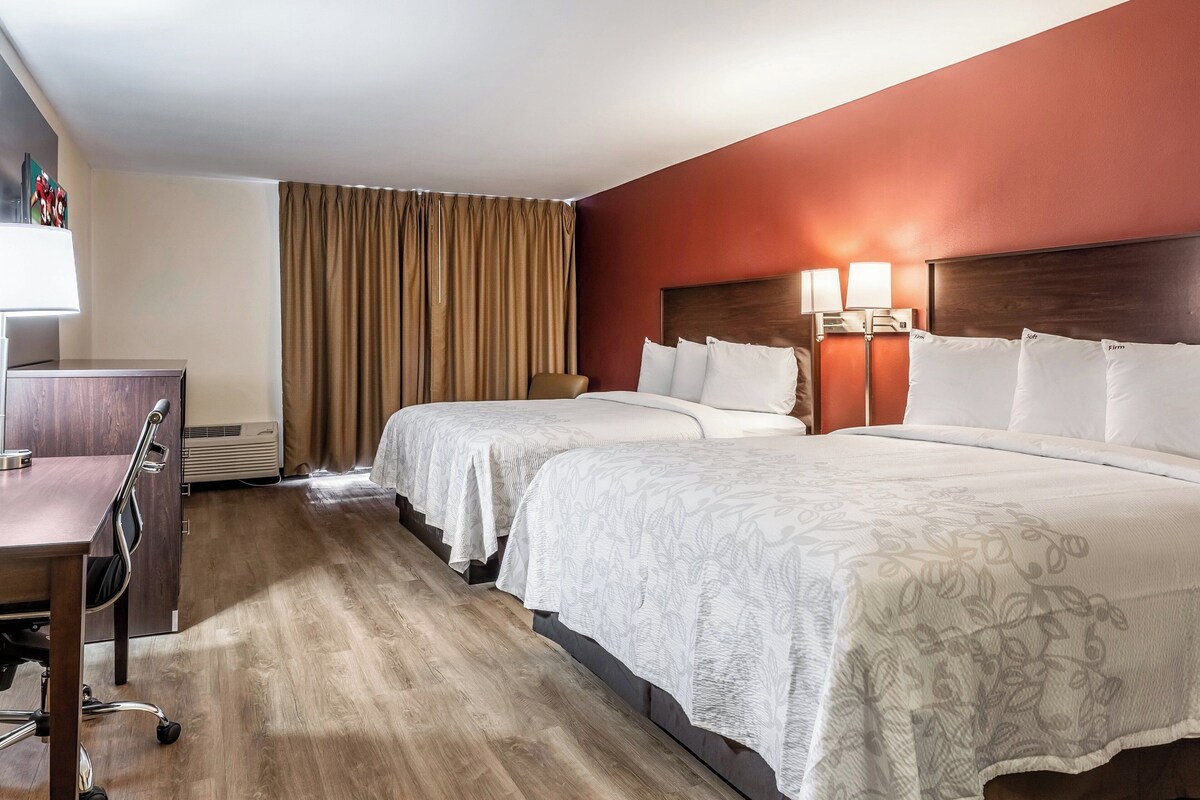 Cortinas blackout, berços grátis, camas extras/dobráveis (sobretaxa)
