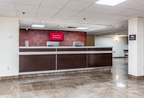 Reception - Red Roof Inn PLUS+ & Suites Houston - IAH Airport SW (Houston)