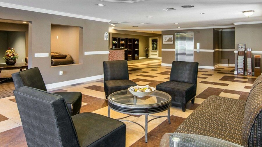 MainStay Suites Williamsburg Historic Area