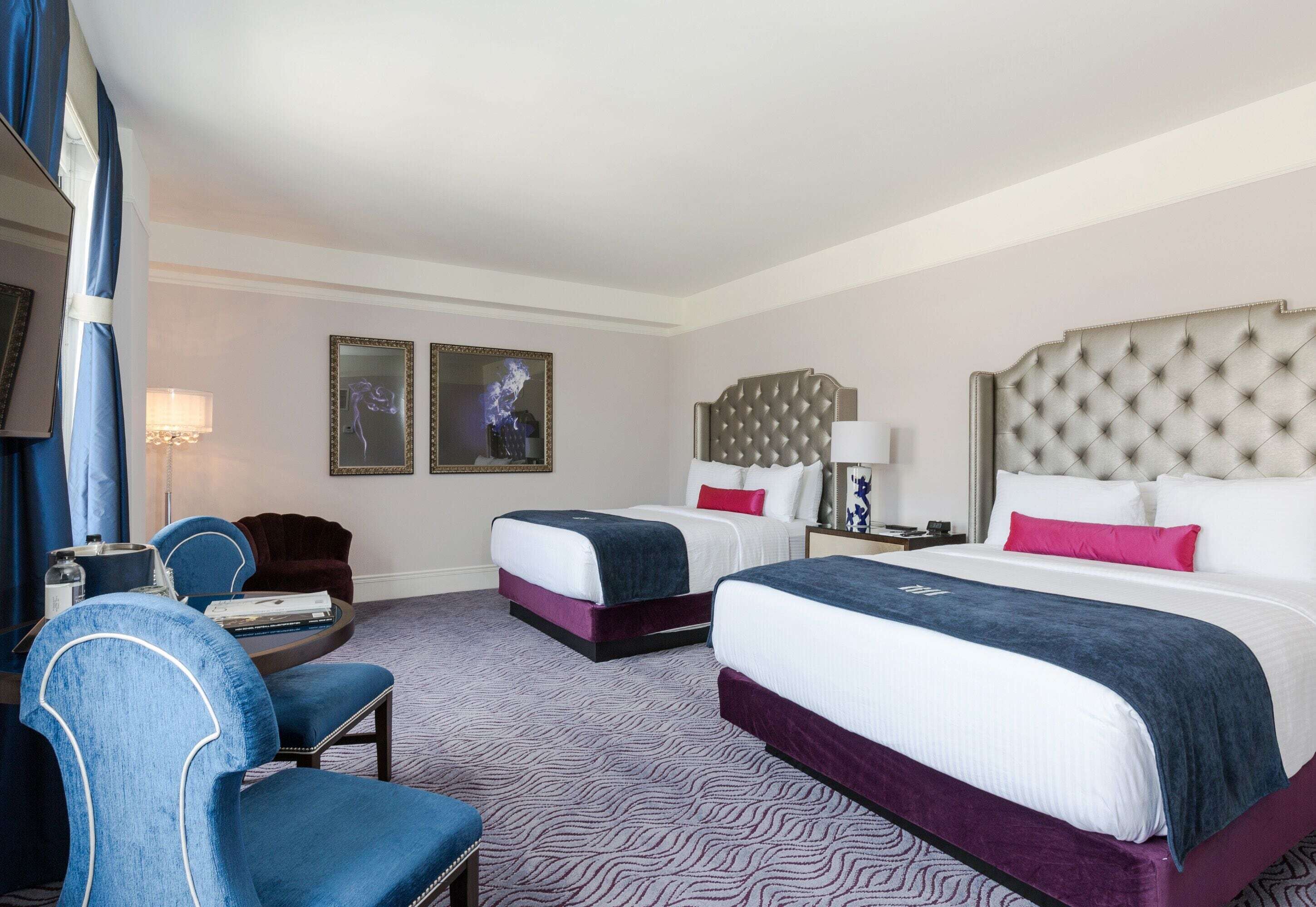 Premium bedding, in-room safe, desk, laptop workspace