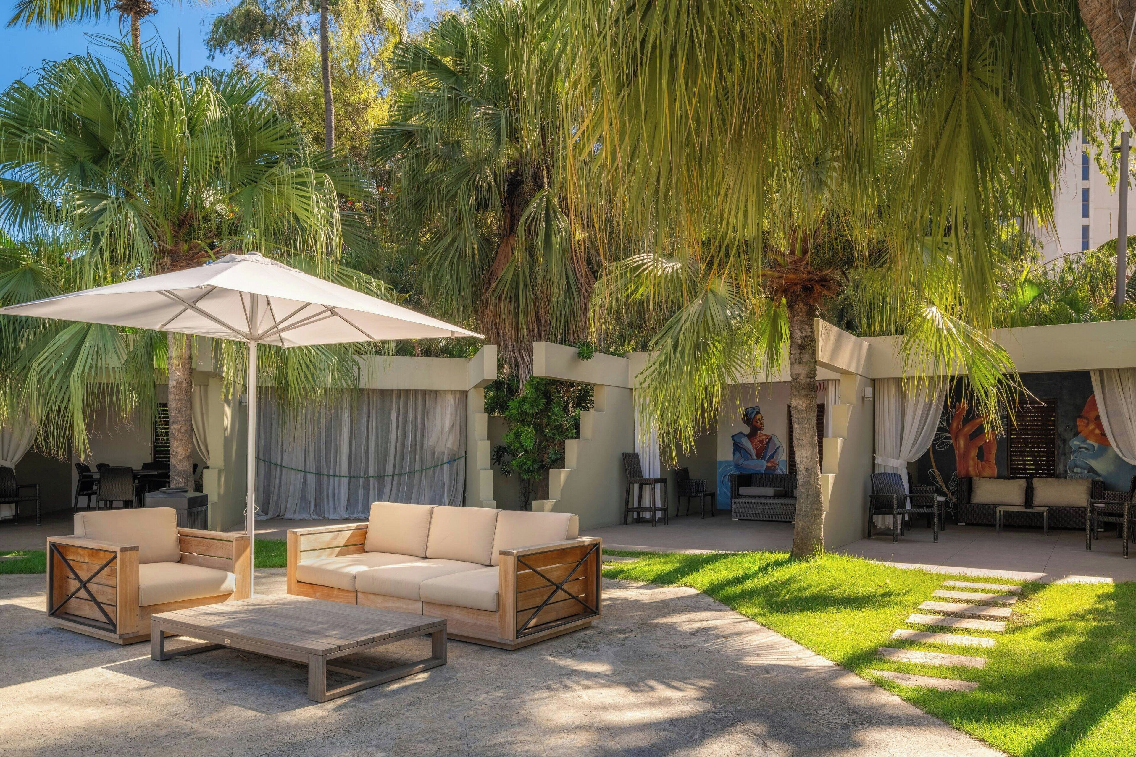 حمّام سباحة خارجي