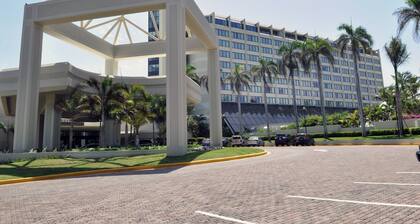 Renaissance Santo Domingo Jaragua Hotel & Casino