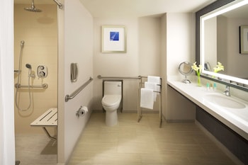 Room, 1 Queen Bed, Accessible (Shower) | Bathroom | Designer toiletries, hair dryer, towels at Hyatt Centric Fishermans Wharf San Francisco