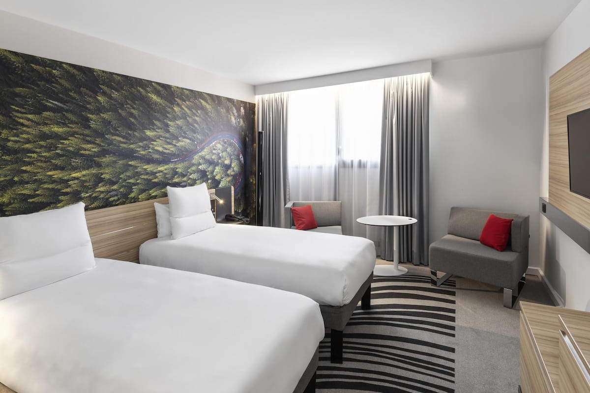 Classic Twin Room, 2 Single Beds | Premium bedding, in-room safe, blackout curtains, soundproofing