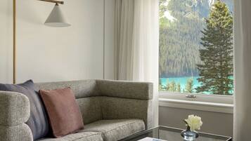 Junior Suite, 2 Queen Beds, Lake View | Living area | Smart TV, pay movies