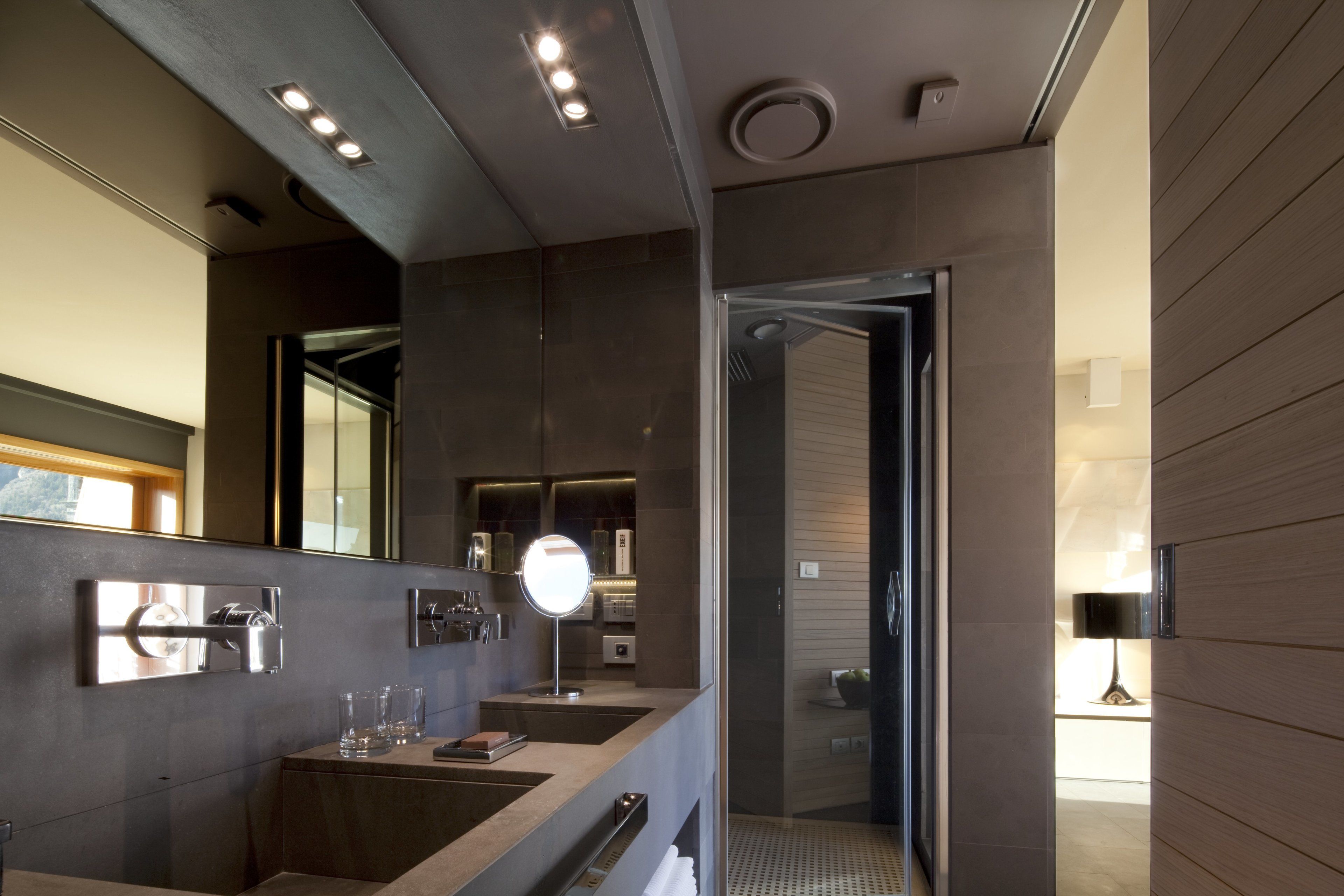 suite, balcony (emotional spa) | bathroom | free toiletries, hair dryer, bathrobes, slippers