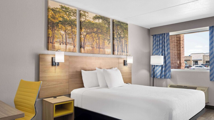 Days Inn by Wyndham Conway