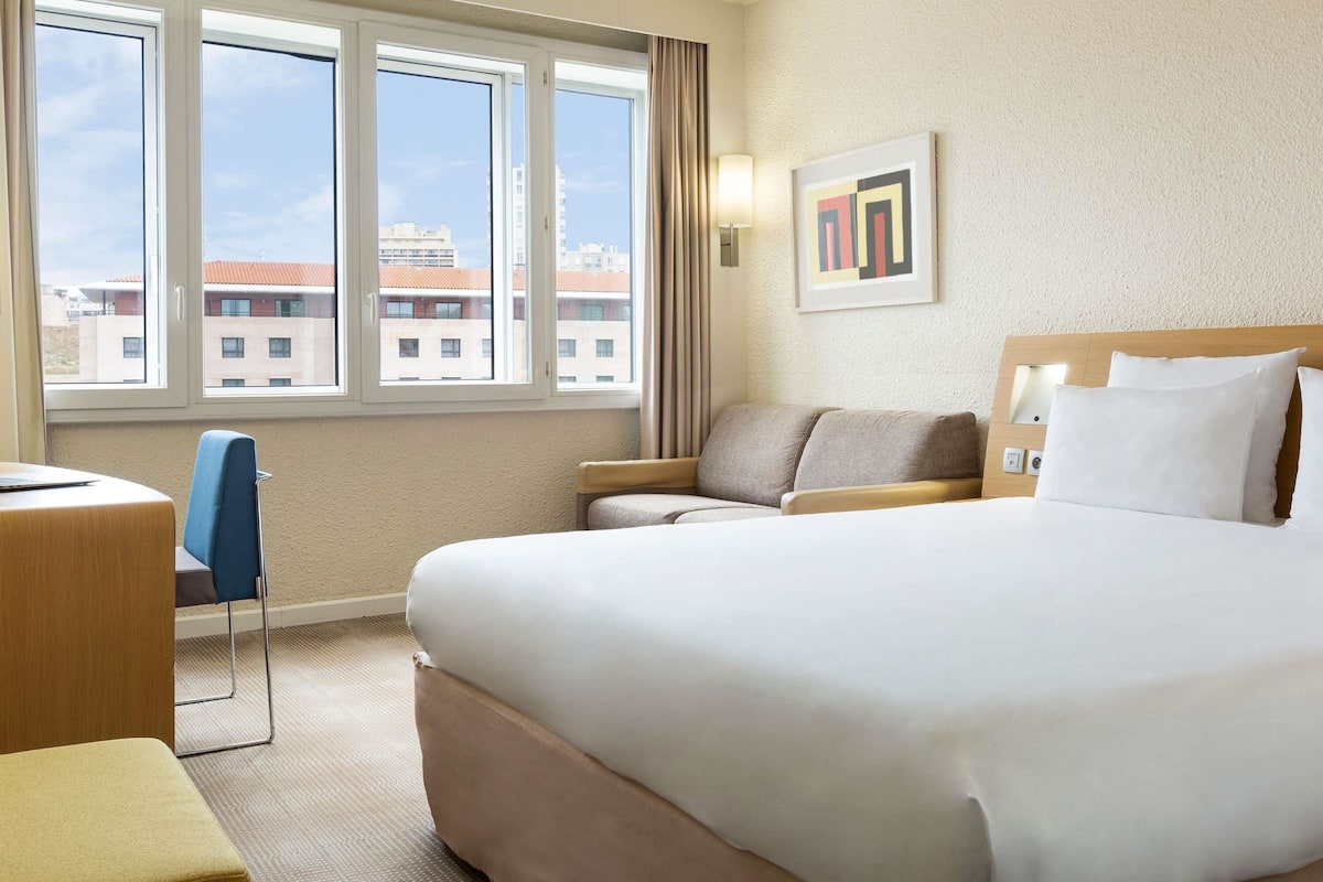 In-room safe, desk, blackout curtains, soundproofing