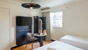 Standard Room, Multiple Beds - ibis Strasbourg Aéroport Le Zenith (Lingolsheim)
