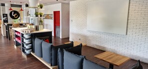Serveert lunch en diner, Franse gerechten