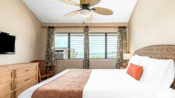 Condo, 2 Bedrooms, Kitchen | View from room