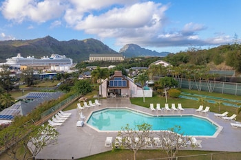 Outdoor pool, open 8:00 AM to 9:00 PM, sun loungers at Banyan Harbor Resort