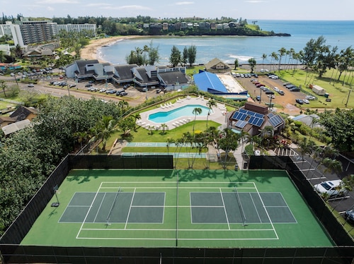Banyan Harbor Resort