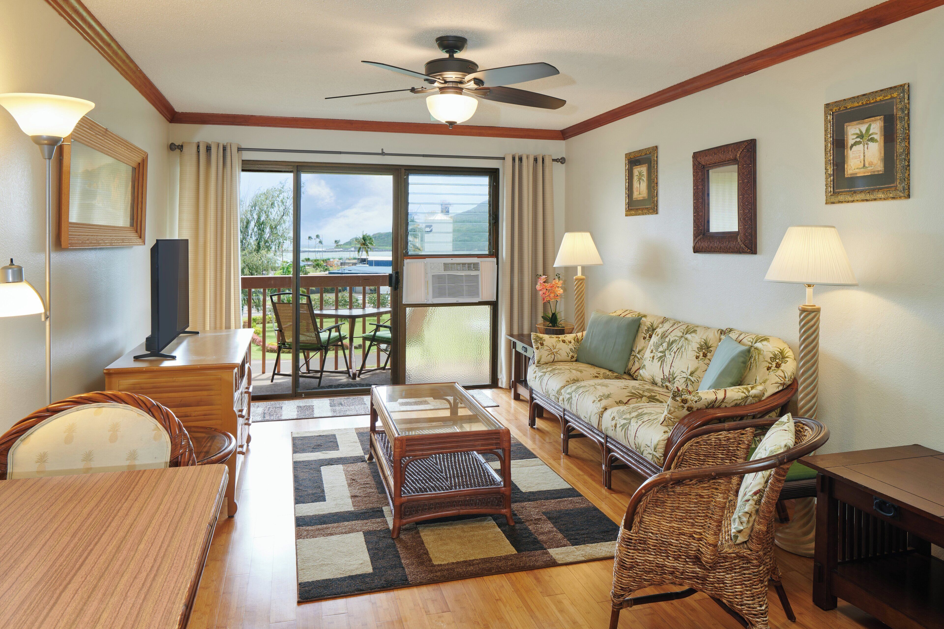 Condo, 1 Bedroom, Kitchen | Individually decorated, individually furnished, desk, laptop workspace